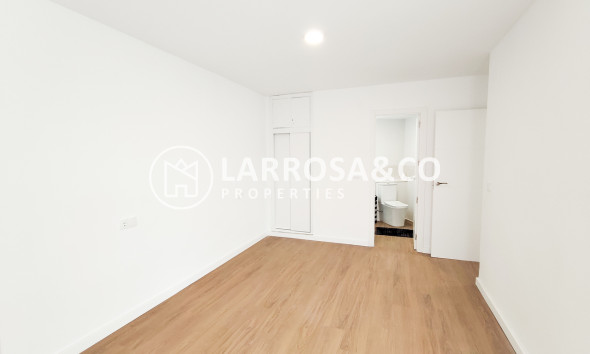 Resale - Apartment - La Zenia - Costa Blanca
