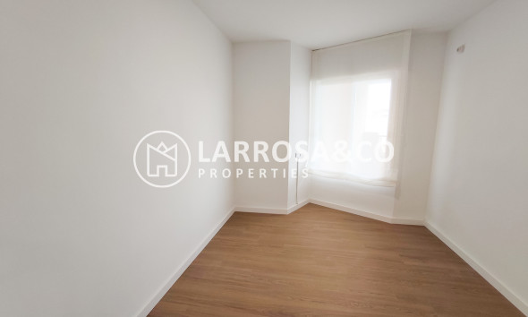Resale - Apartment - La Zenia - Costa Blanca