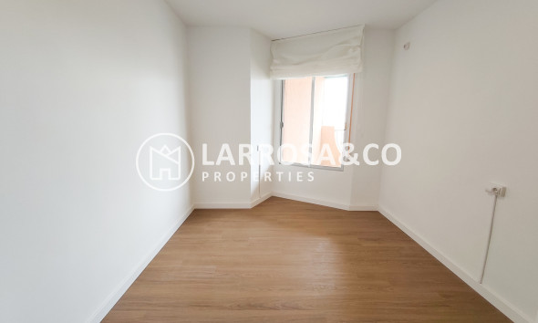 Resale - Apartment - La Zenia - Costa Blanca