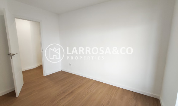 Resale - Apartment - La Zenia - Costa Blanca