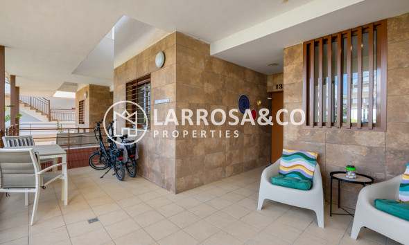 Resale - Apartment - Cabo Roig - Costa blanca