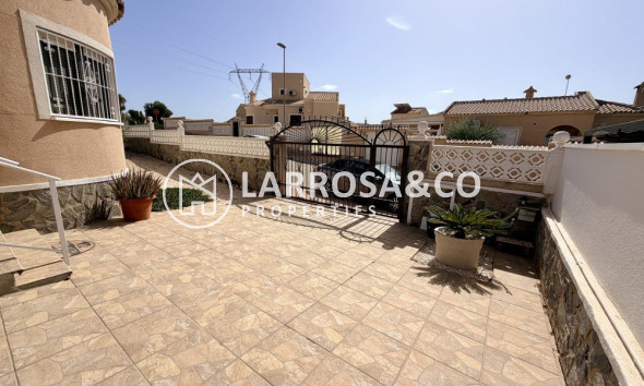 Resale - Detached House/Villa - Benijofar - Costa Blanca