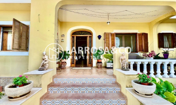 Resale - Detached House/Villa - Daya Vieja - Costa Blanca Sur
