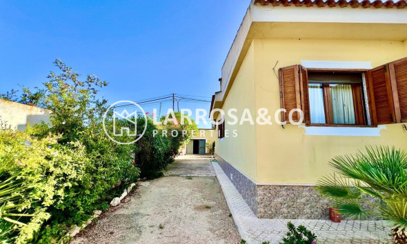 Resale - Detached House/Villa - Daya Vieja - Costa Blanca Sur