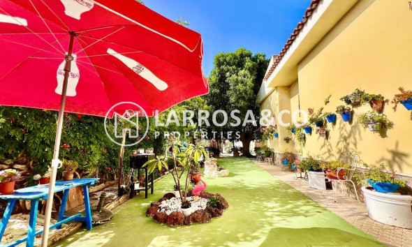 Resale - Detached House/Villa - Daya Vieja - Costa Blanca Sur