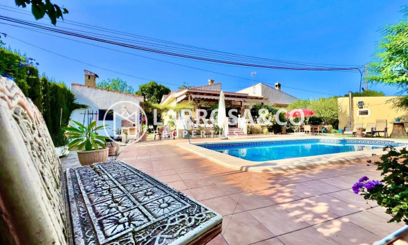 Resale - Detached House/Villa - Daya Vieja - Costa Blanca Sur
