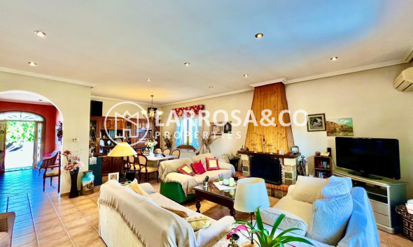 Resale - Detached House/Villa - Daya Vieja - Costa Blanca Sur