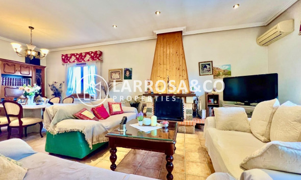 Resale - Detached House/Villa - Daya Vieja - Costa Blanca Sur