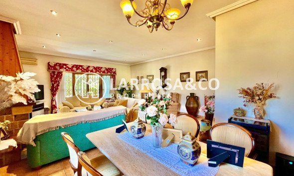 Resale - Detached House/Villa - Daya Vieja - Costa Blanca Sur