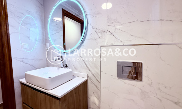 Resale - Apartment - Alicante - Costa Blanca