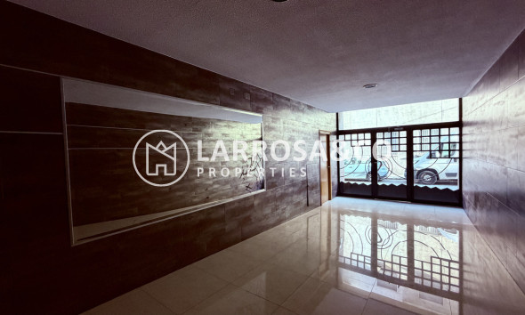 Resale - Apartment - Alicante - Costa Blanca