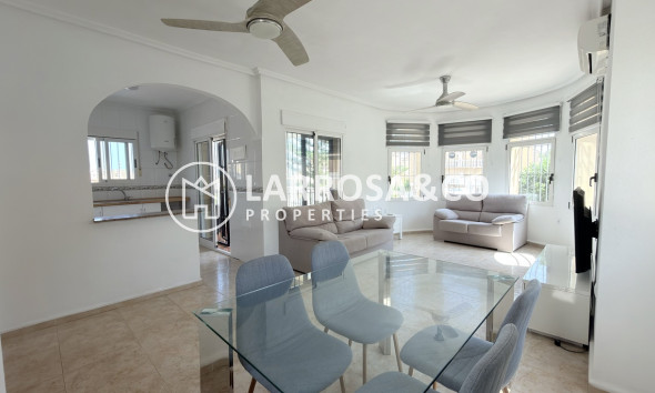 Resale - Detached House/Villa - Villamartin - Costa Blanca