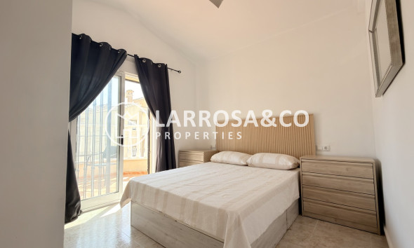 Resale - Detached House/Villa - Villamartin - Costa Blanca