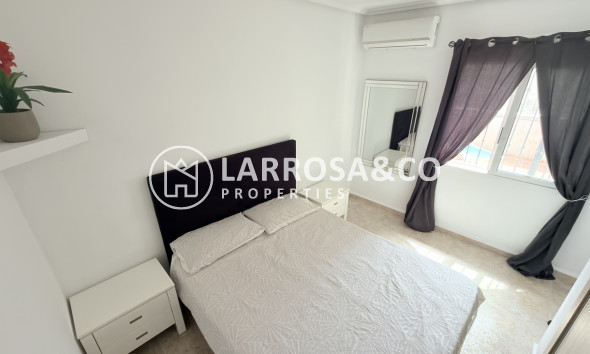 Resale - Detached House/Villa - Villamartin - Costa Blanca