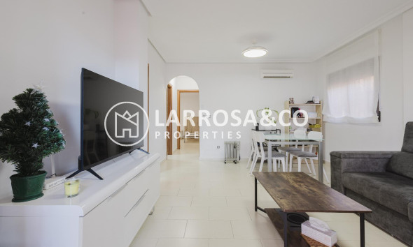 Resale - Detached House/Villa - Torrevieja - Aguas Nuevas