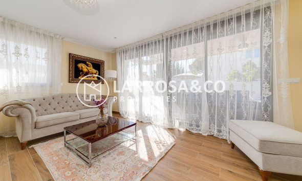 Resale - Detached House/Villa - Torrevieja - Los Balcones