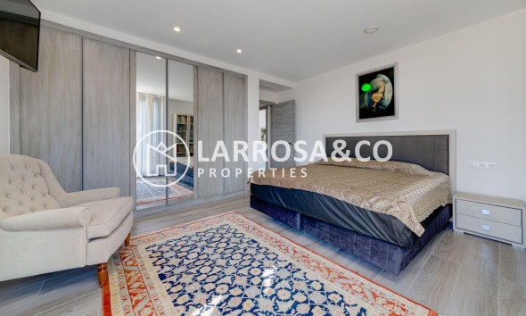 Resale - Detached House/Villa - Torrevieja - Los Balcones
