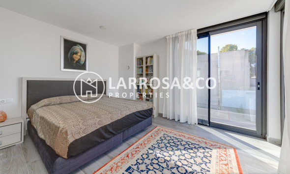 Resale - Detached House/Villa - Torrevieja - Los Balcones