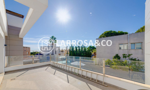 Resale - Detached House/Villa - Torrevieja - Los Balcones