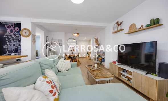 Resale - Apartment - Torrevieja - Playa de los Naufragos