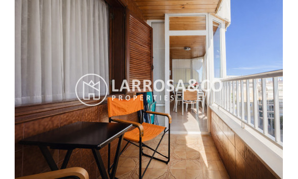 Resale - Apartment - Torrevieja - Playa del Acequión