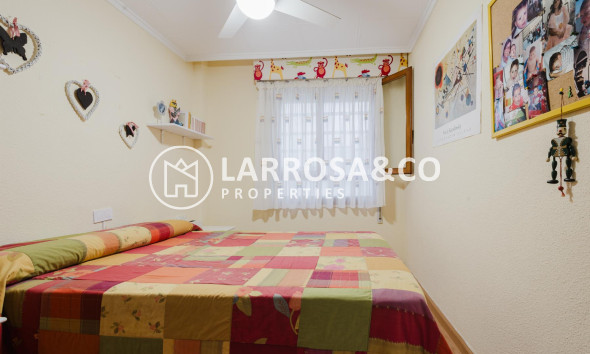 Resale - Apartment - Torrevieja - Playa del Acequión