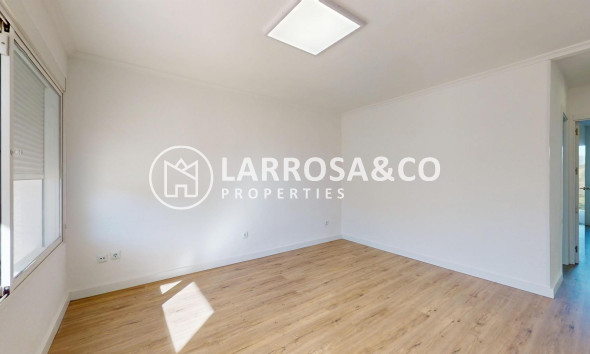 Resale - Bungalow - Orihuela costa - Villamartin 