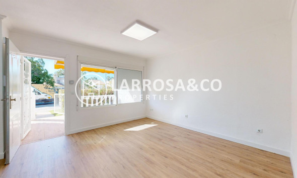 Resale - Bungalow - Orihuela costa - Villamartin 