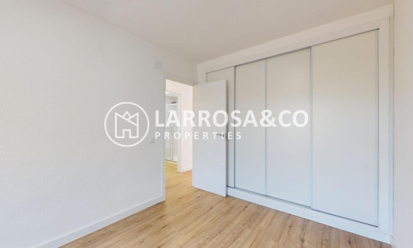 Resale - Bungalow - Orihuela costa - Villamartin 
