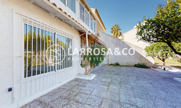 Resale - Bungalow - Orihuela costa - Villamartin 