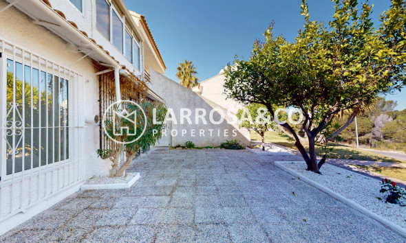 Resale - Bungalow - Orihuela costa - Villamartin 
