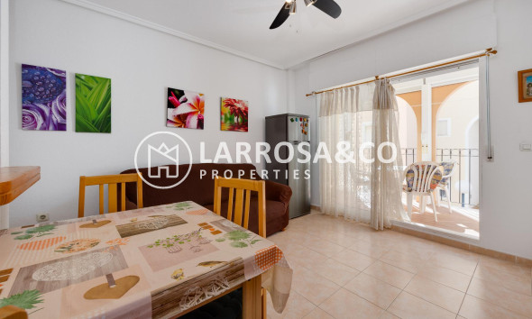 Resale - Bungalow - Torrevieja - Playa de los Naufragos