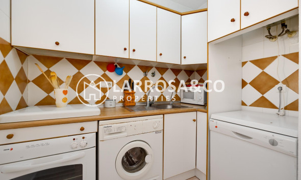 Resale - Bungalow - Torrevieja - Playa de los Naufragos