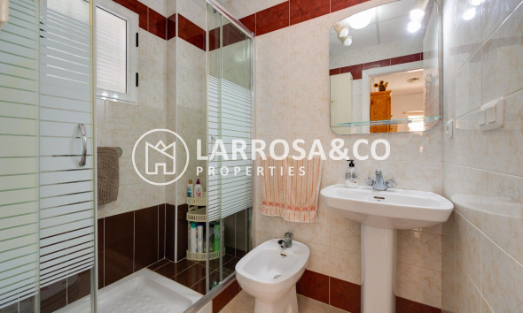 Resale - Bungalow - Torrevieja - Playa de los Naufragos