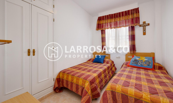 Resale - Bungalow - Torrevieja - Playa de los Naufragos