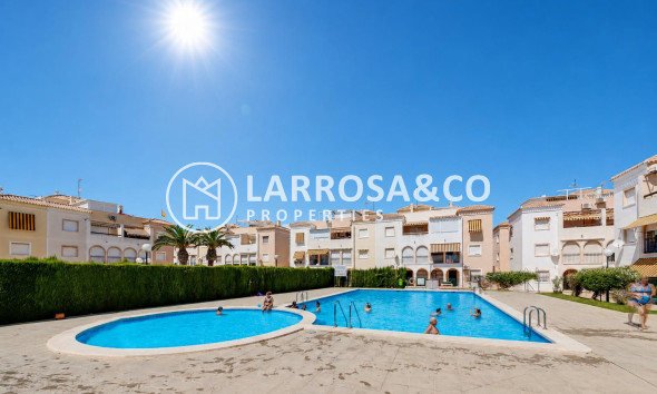 Resale - Bungalow - Torrevieja - Playa de los Naufragos