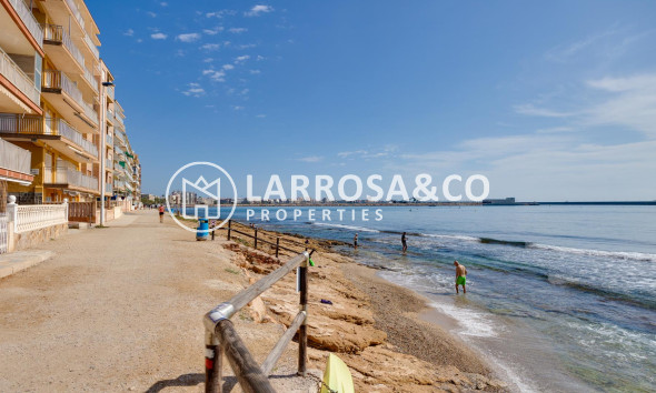 Resale - Bungalow - Torrevieja - Playa de los Naufragos