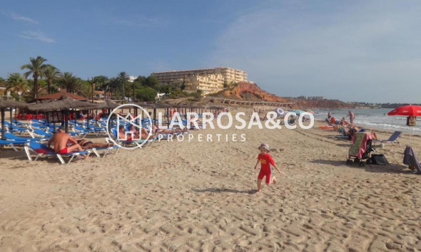 Resale - Apartment - Orihuela costa - Campoamor