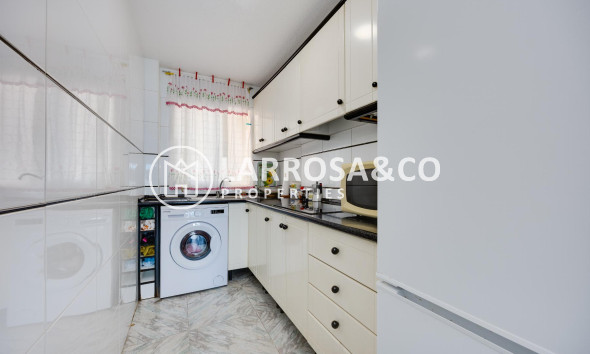 Resale - Apartment - Torrevieja - Torre del moro