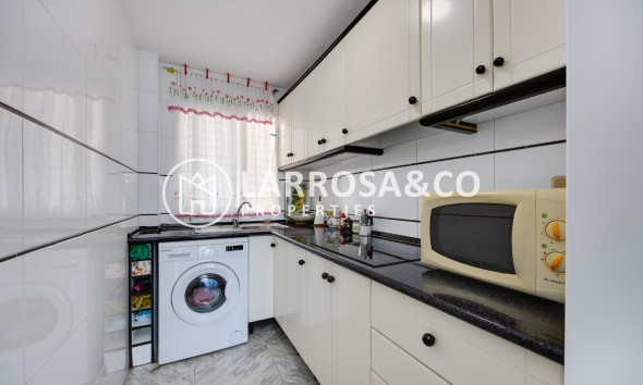 Resale - Apartment - Torrevieja - Torre del moro