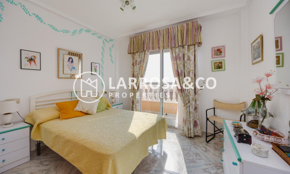 Resale - Apartment - Torrevieja - Torre del moro