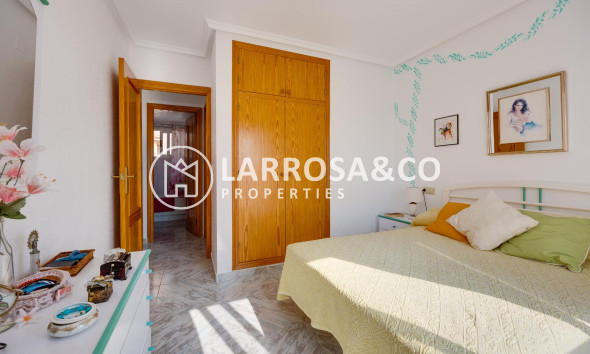 Resale - Apartment - Torrevieja - Torre del moro