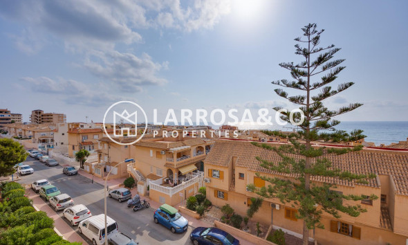 Resale - Apartment - Torrevieja - Torre del moro