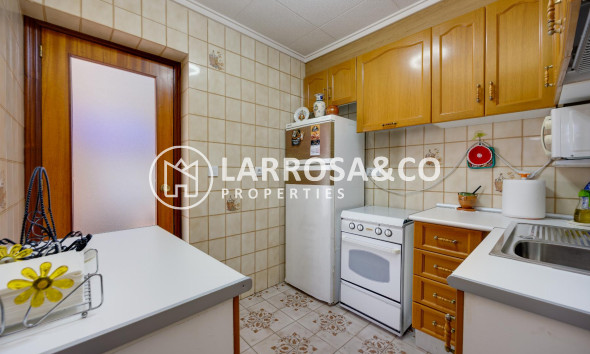 Resale - Bungalow - Torrevieja - Playa del Acequión