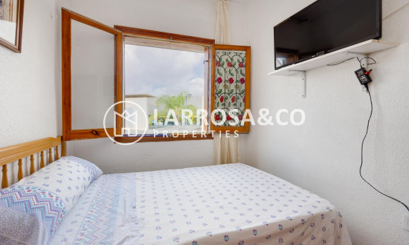 Resale - Bungalow - Torrevieja - Playa del Acequión
