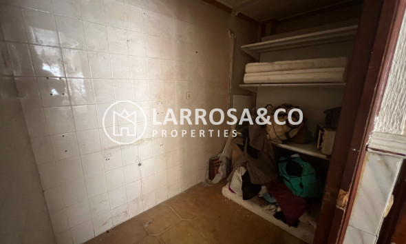Resale - Commercial space - Guardamar del Segura - Cervantes