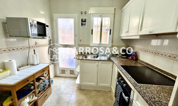 Resale - Semi-detached house - La Zenia - Costa Blanca
