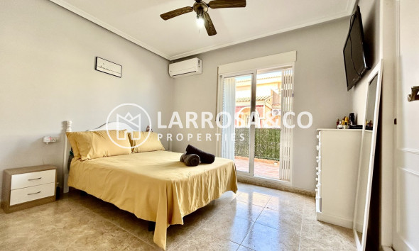 Resale - Semi-detached house - La Zenia - Costa Blanca