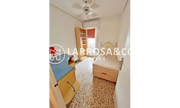 Resale - Apartment - Guardamar del Segura - Centro