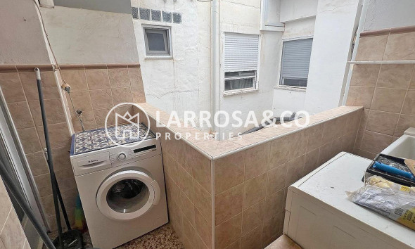 Resale - Apartment - Guardamar del Segura - Centro